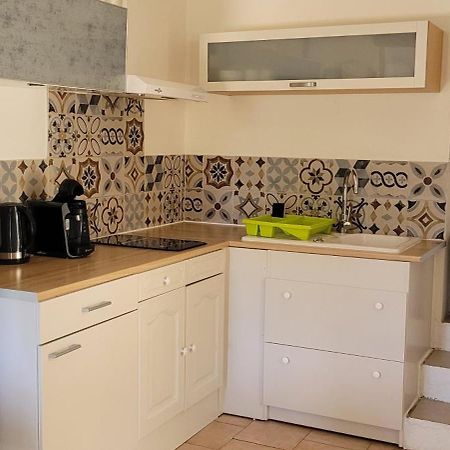 Appartement Dans Une Villa Au Coeur De La Provence 普罗旺斯地区特朗 外观 照片