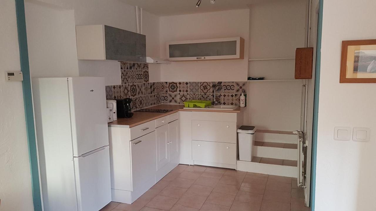 Appartement Dans Une Villa Au Coeur De La Provence 普罗旺斯地区特朗 外观 照片