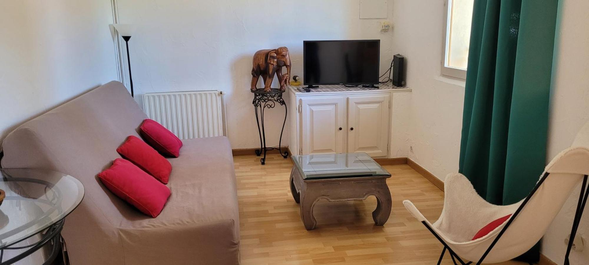 Appartement Dans Une Villa Au Coeur De La Provence 普罗旺斯地区特朗 外观 照片